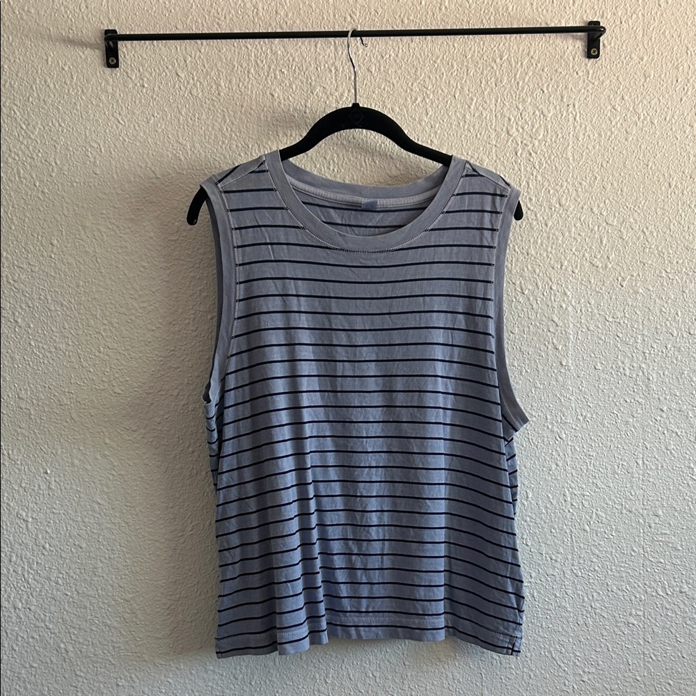 Old Navy Gray Striped Muscle Tee